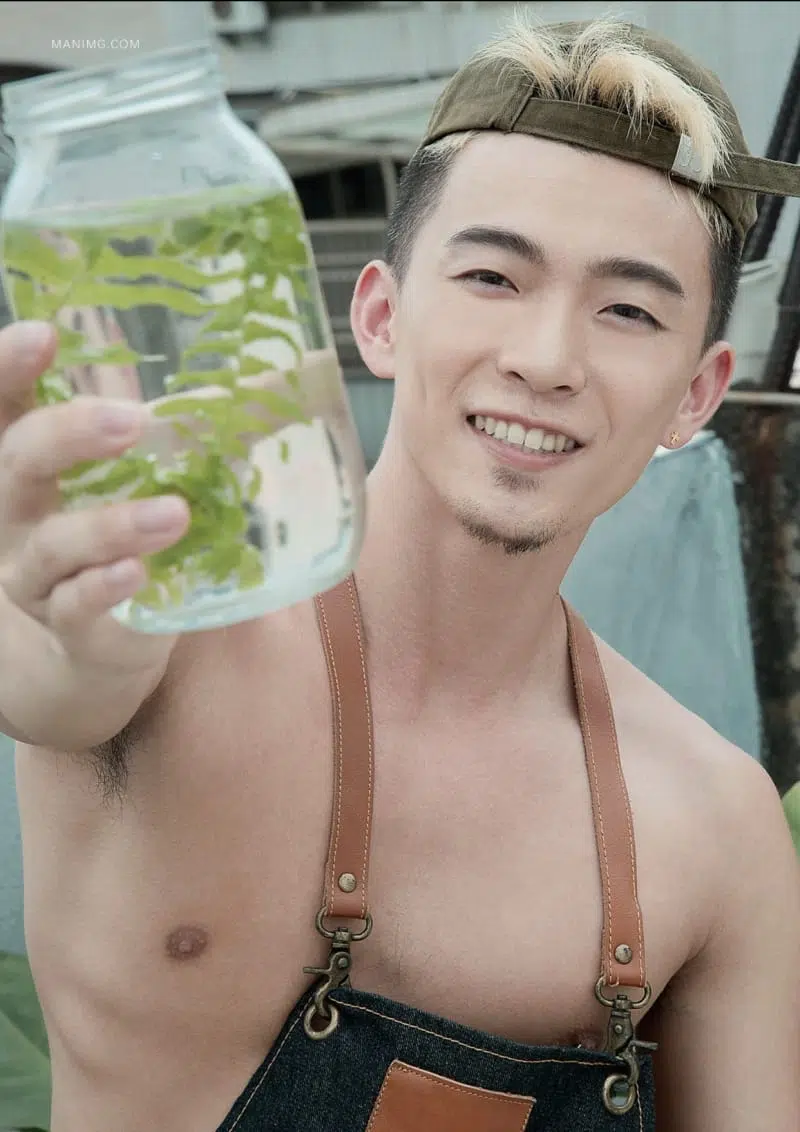WHOSEMAN NO.169 植感花藝師 Eason ‖ R+【PHOTO+VIDEO】
