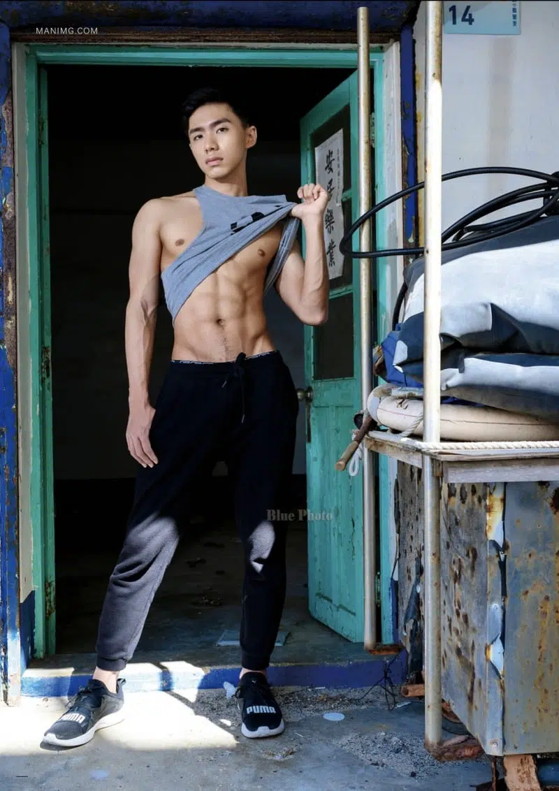 Bluephoto 藍攝 No.224 盛夏體育男孩 哲哲 ‖ R+【PHOTO+VIDEO】