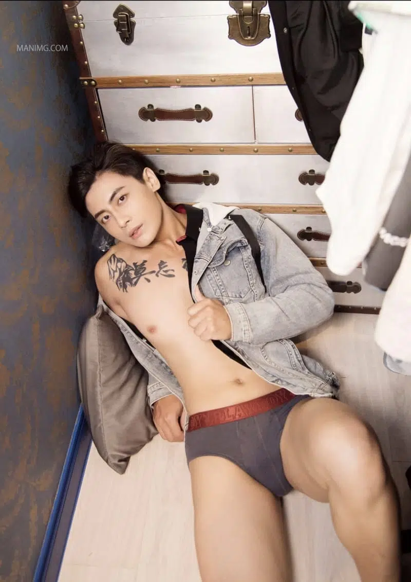 WHOSEMAN NO.170 突破唐子元 首次全見寫真 ‖ R+【PHOTO+VIDEO】