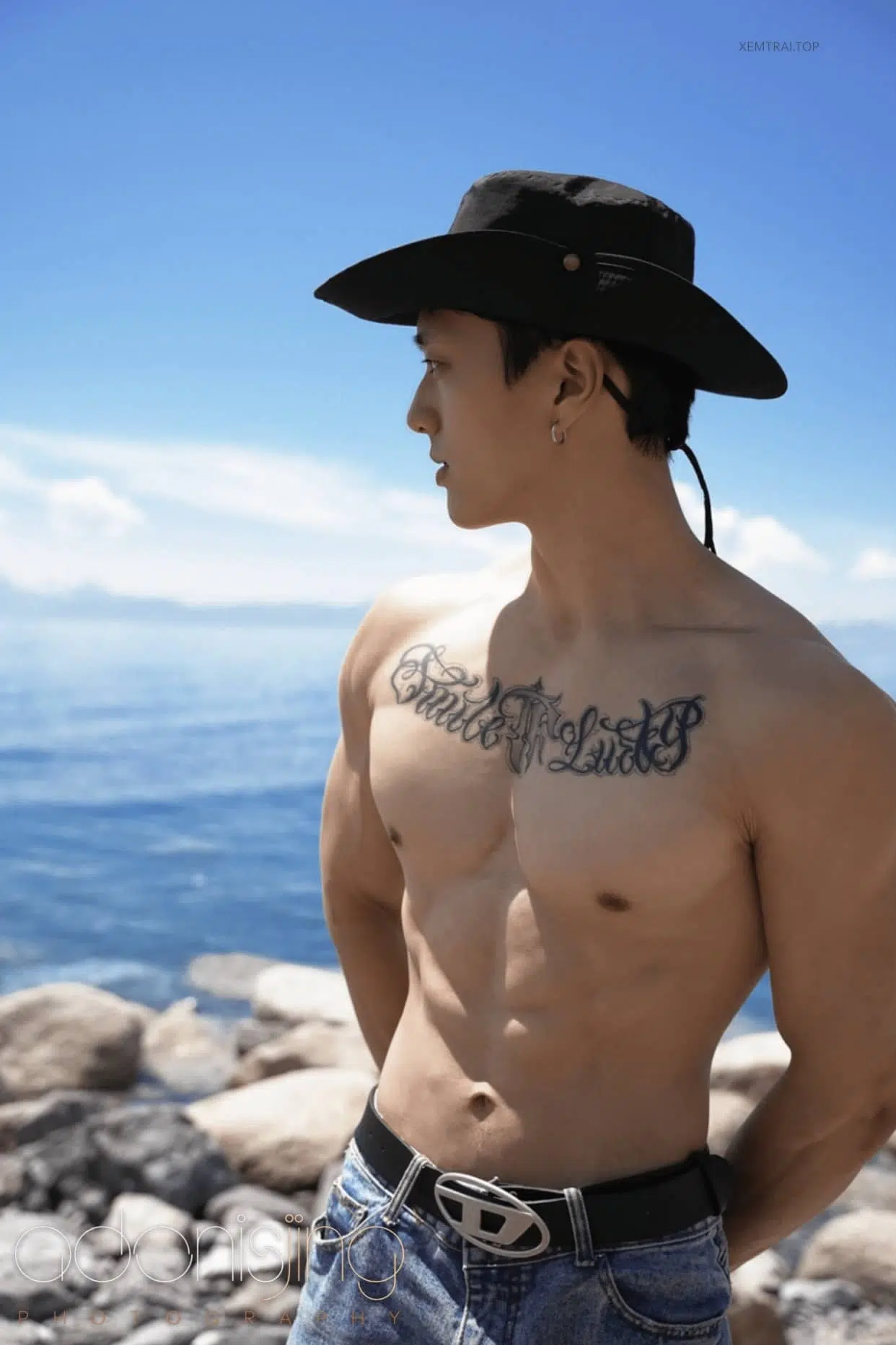 ADONISJING Adonis特別刊-異域旅程Vol.01 ‖ 18+【PHOTO】