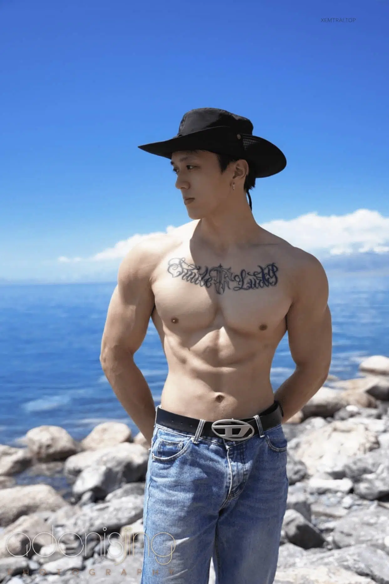 ADONISJING Adonis特別刊-異域旅程Vol.01 ‖ 18+【PHOTO】