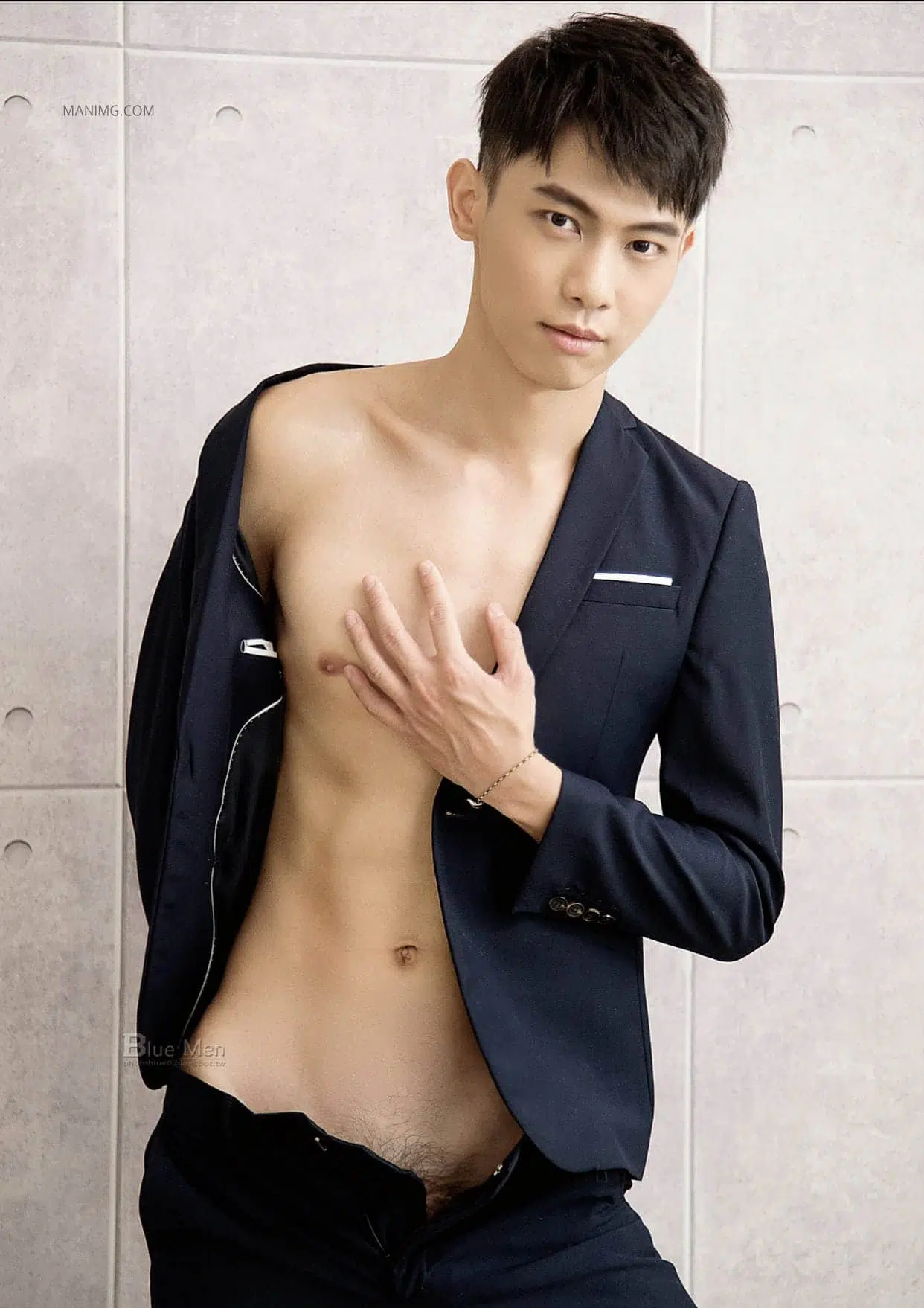 BLUEMEN 藍男色 NO.379 田徑男孩的西裝解禁 堯 ‖ R+【PHOTO+VIDEO】