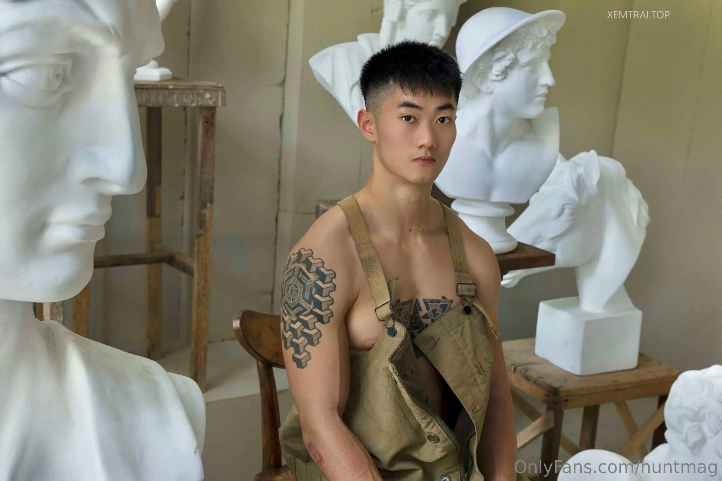 HORN 02 – VINCENT HONG ‖ R+【PHOTO+VIDEO】