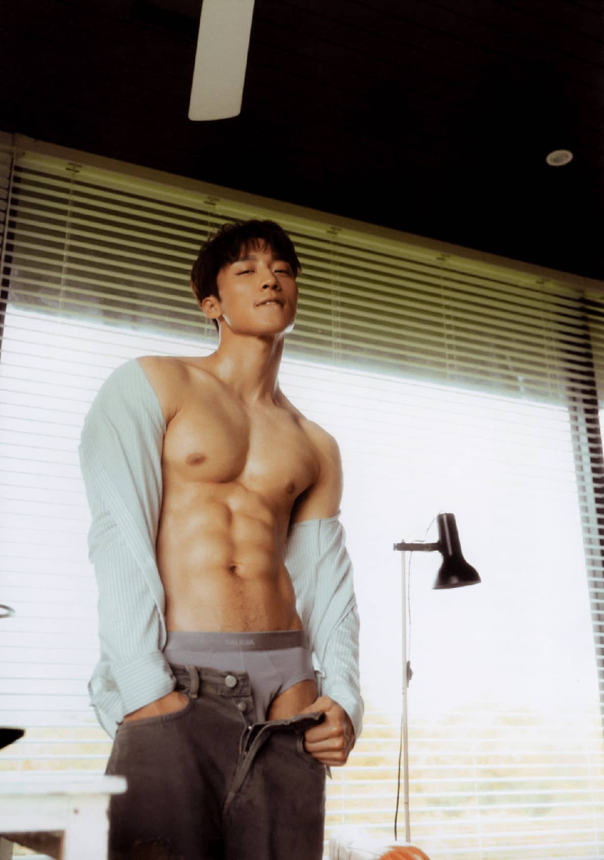 GOOD BOY Andy Bian 卞慶華 ‖ R+【PHOTO+VIDEO】