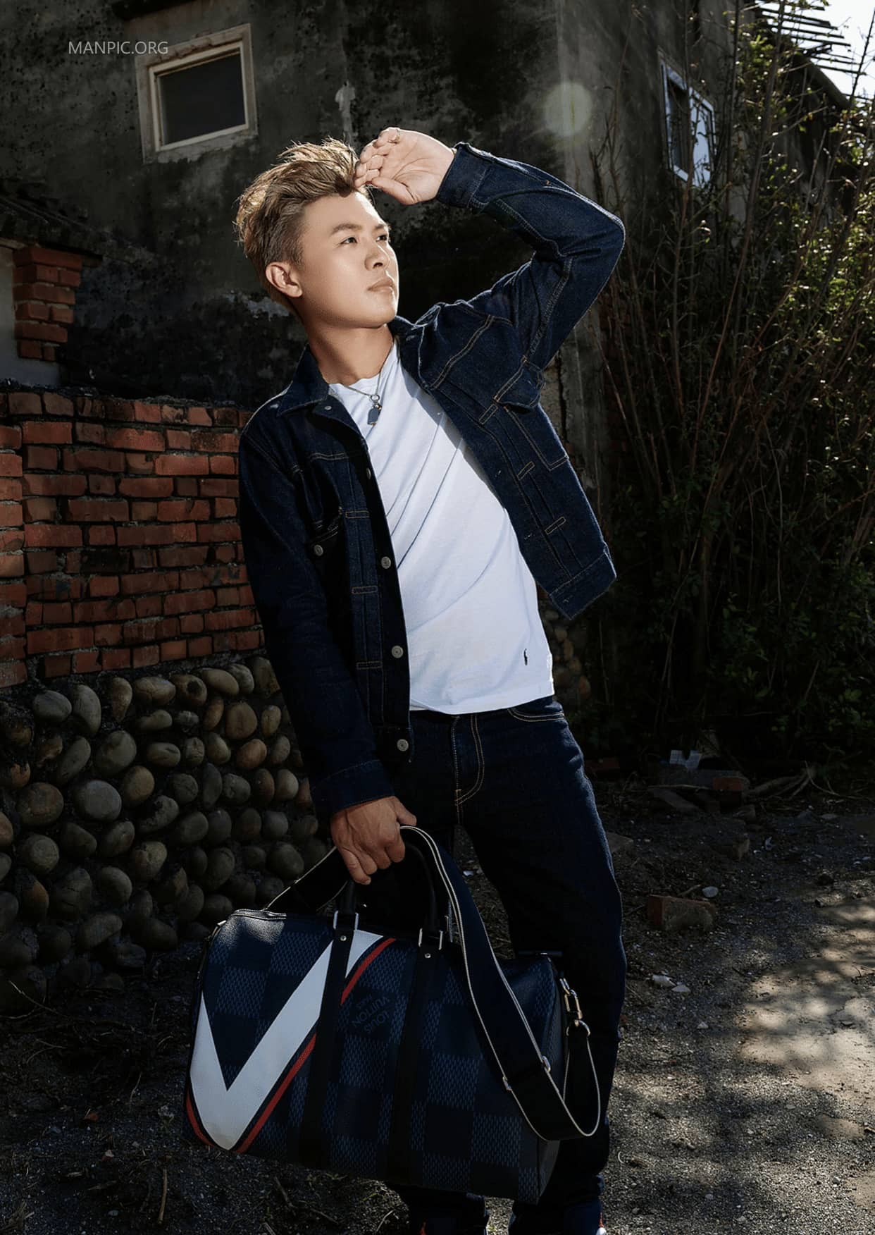 Bluephoto 藍攝 No.310 粗根型男 野外射出全紀錄 Vuitton ‖ R+【PHOTO+VIDEO】