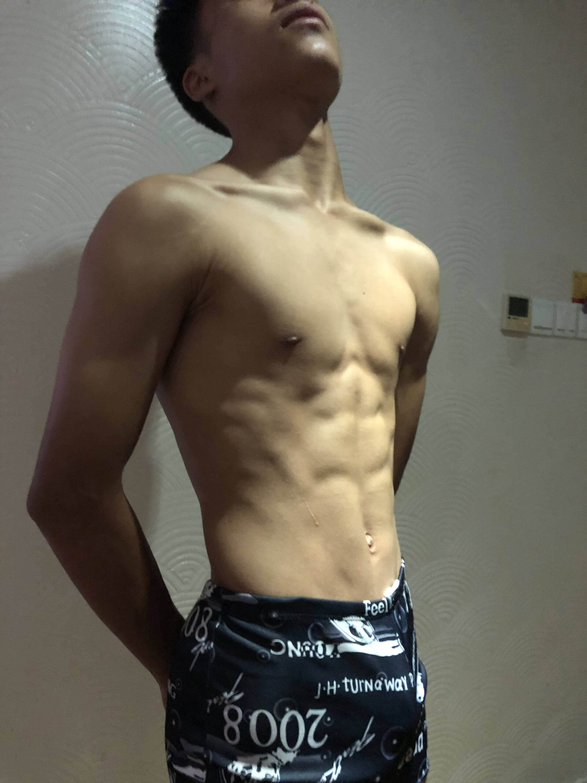 黑皮體育生的私拍集 EP2 ‖ R+【PHOTO+VIDEO】
