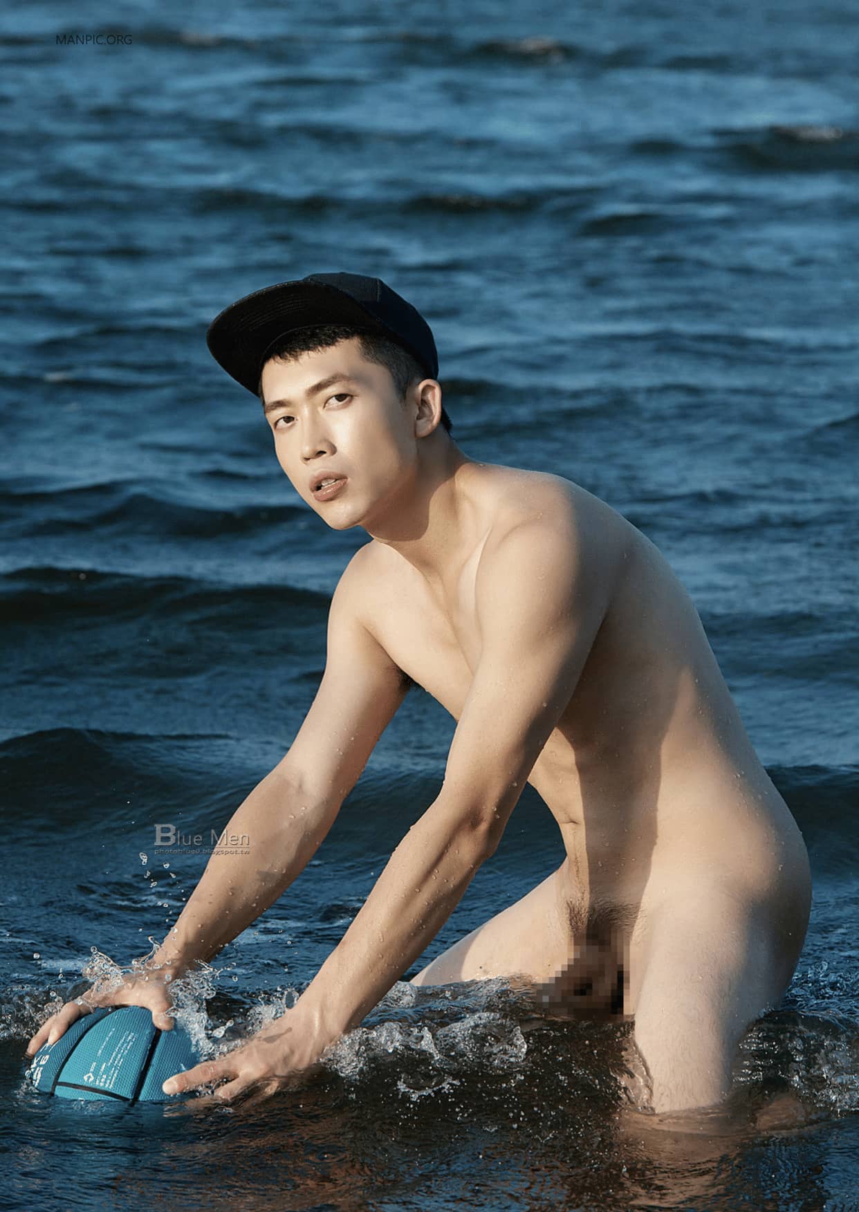 BLUEMEN 藍男色 NO.420 鄰家大男孩裸泳解放 柏霖 ‖ R+【PHOTO+VIDEO】