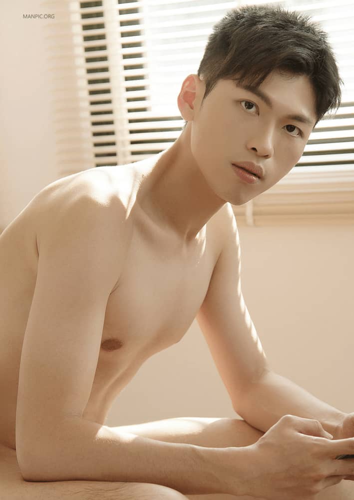 BLUEMEN 藍男色 NO.422 奶狗男大生的臨界噴射 艾德 ‖ R+【PHOTO+VIDEO】