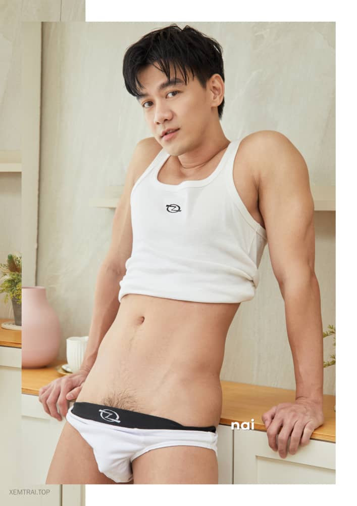 NAI Photobook Magazine issue09 – MIKE ‖ R+【PHOTO+VIDEO】