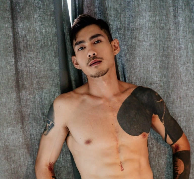 XOXO Magazine vol 15 – KAWEE (photo+video)