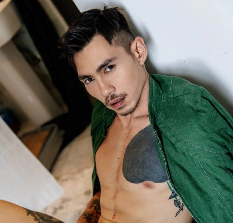 XOXO Magazine vol 15 – KAWEE (photo+video)