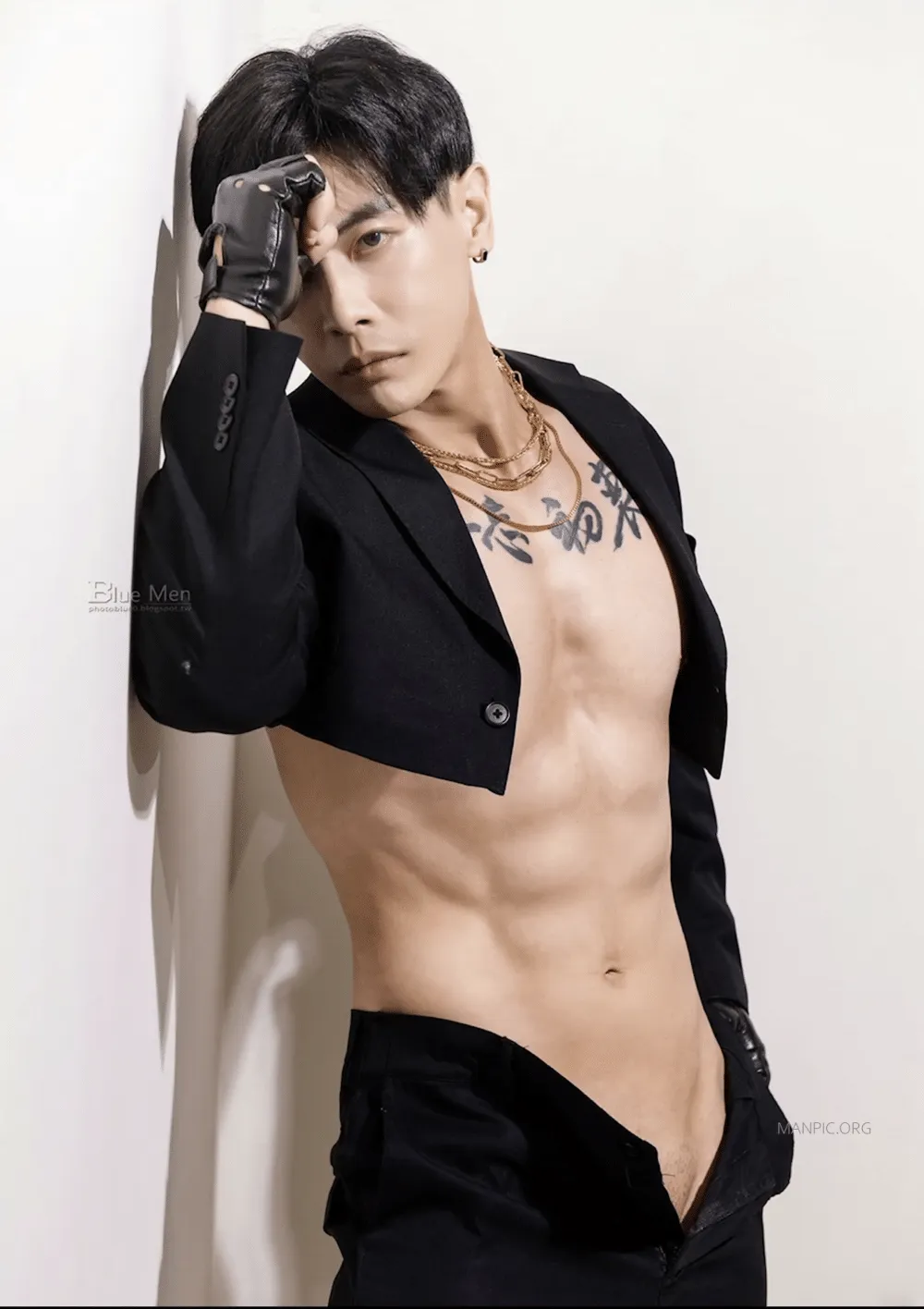 BLUEMEN 藍男色 NO.482 風暴猛男舞者的泌蜜探索 唐子元[Photo+Video]
