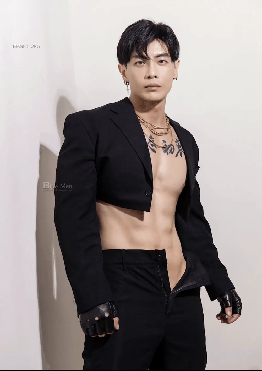 BLUEMEN 藍男色 NO.482 風暴猛男舞者的泌蜜探索 唐子元[Photo+Video]