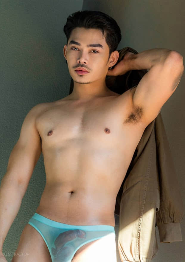 XOXO Magazine vol 16 – GUM (photo+video)