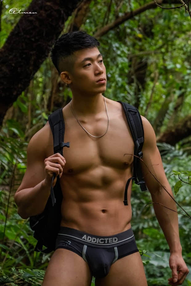 At Men Issue 05 (photo+video)