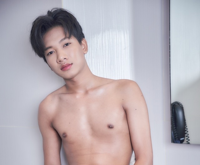 FLESH NO.4